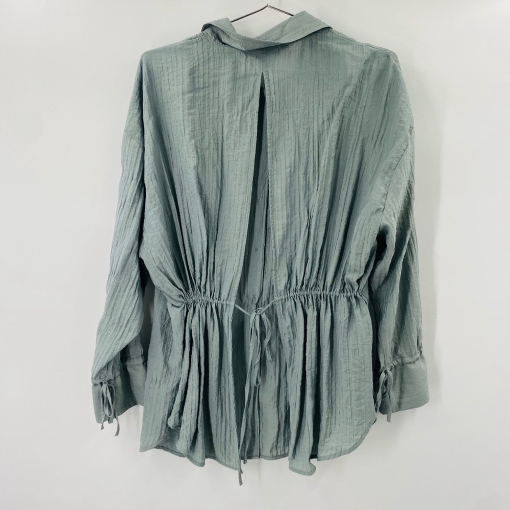 Zara Long Sleeve Split Back Button Down Size Medium - Picture 4 of 4